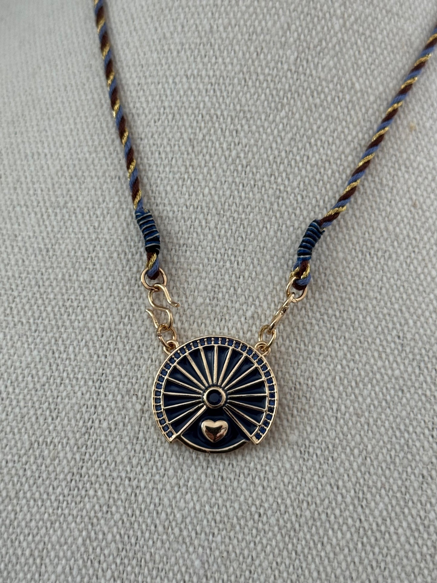 Collier Saskia bleu nuit
