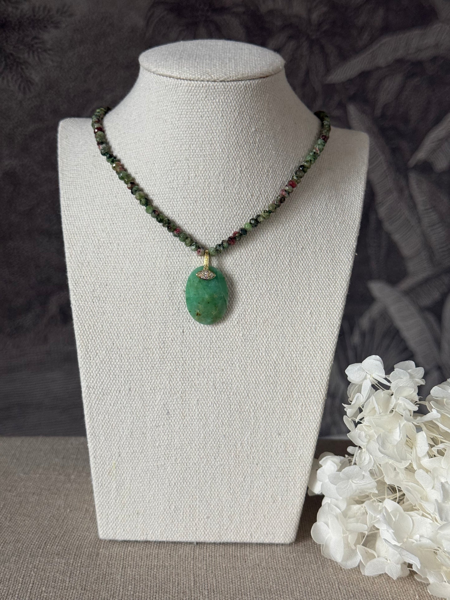 Collier Simona