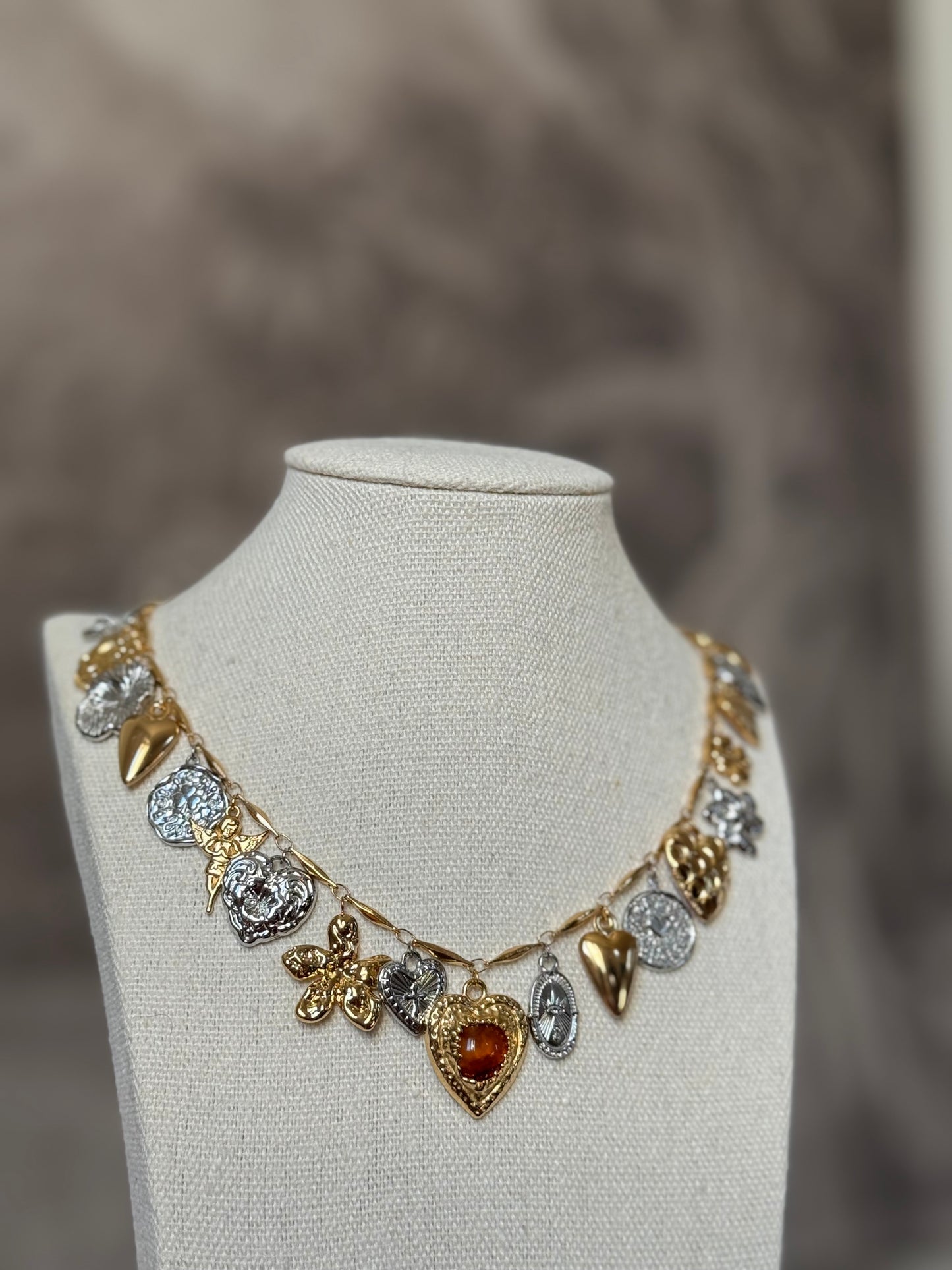 Collier Julia