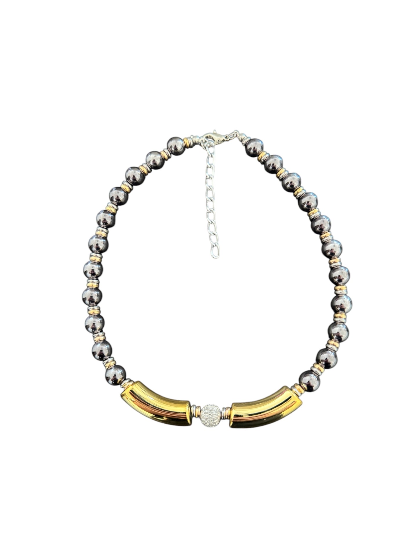 Collier Nicky