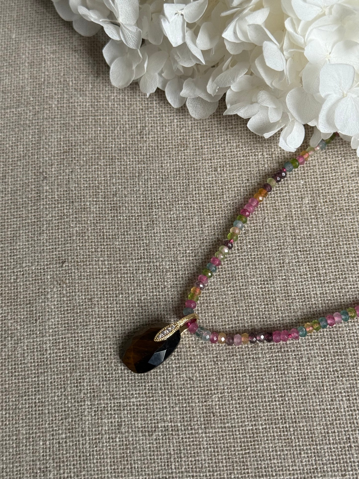 Collier Lison