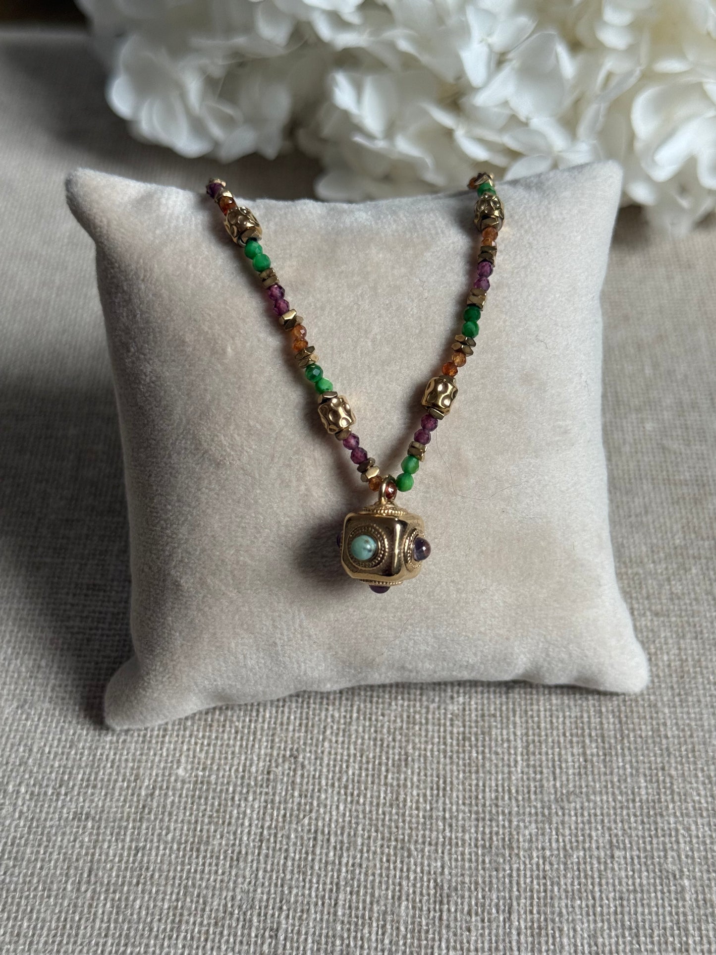 Collier Adèle modèle 1