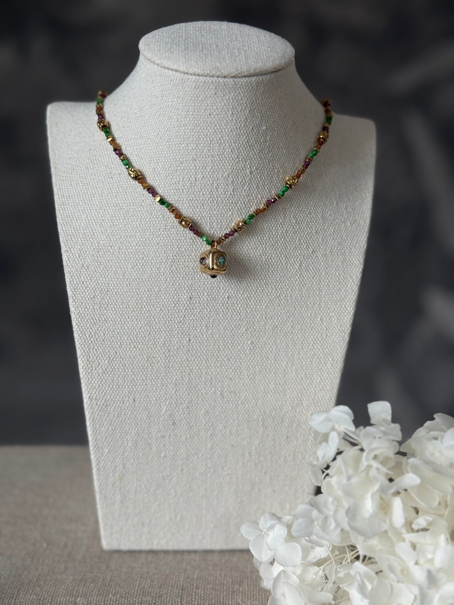 Collier Adèle modèle 1