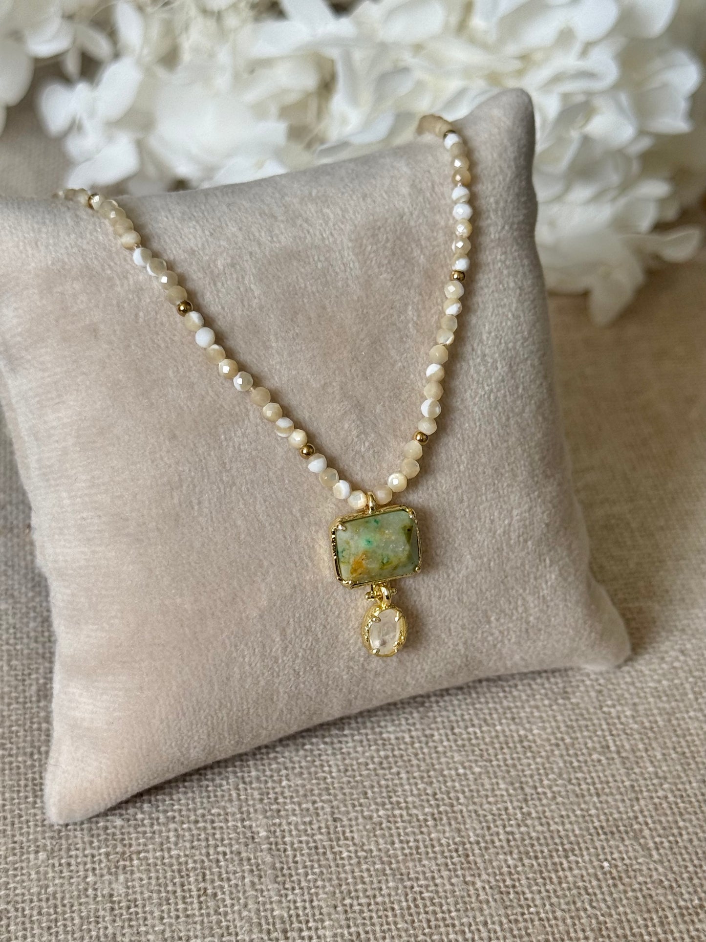 Collier Alba nacre
