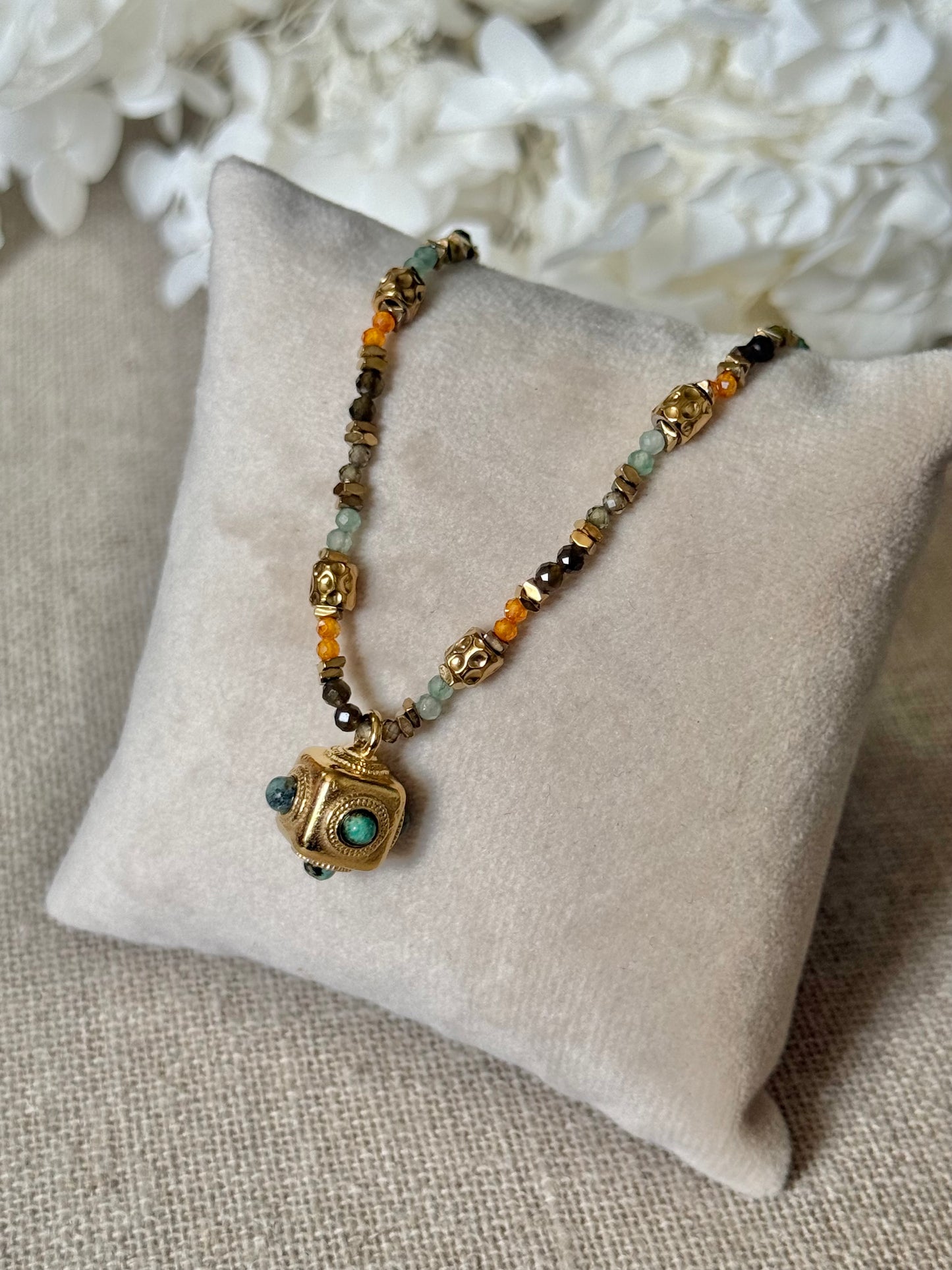 Collier Adèle modèle 2