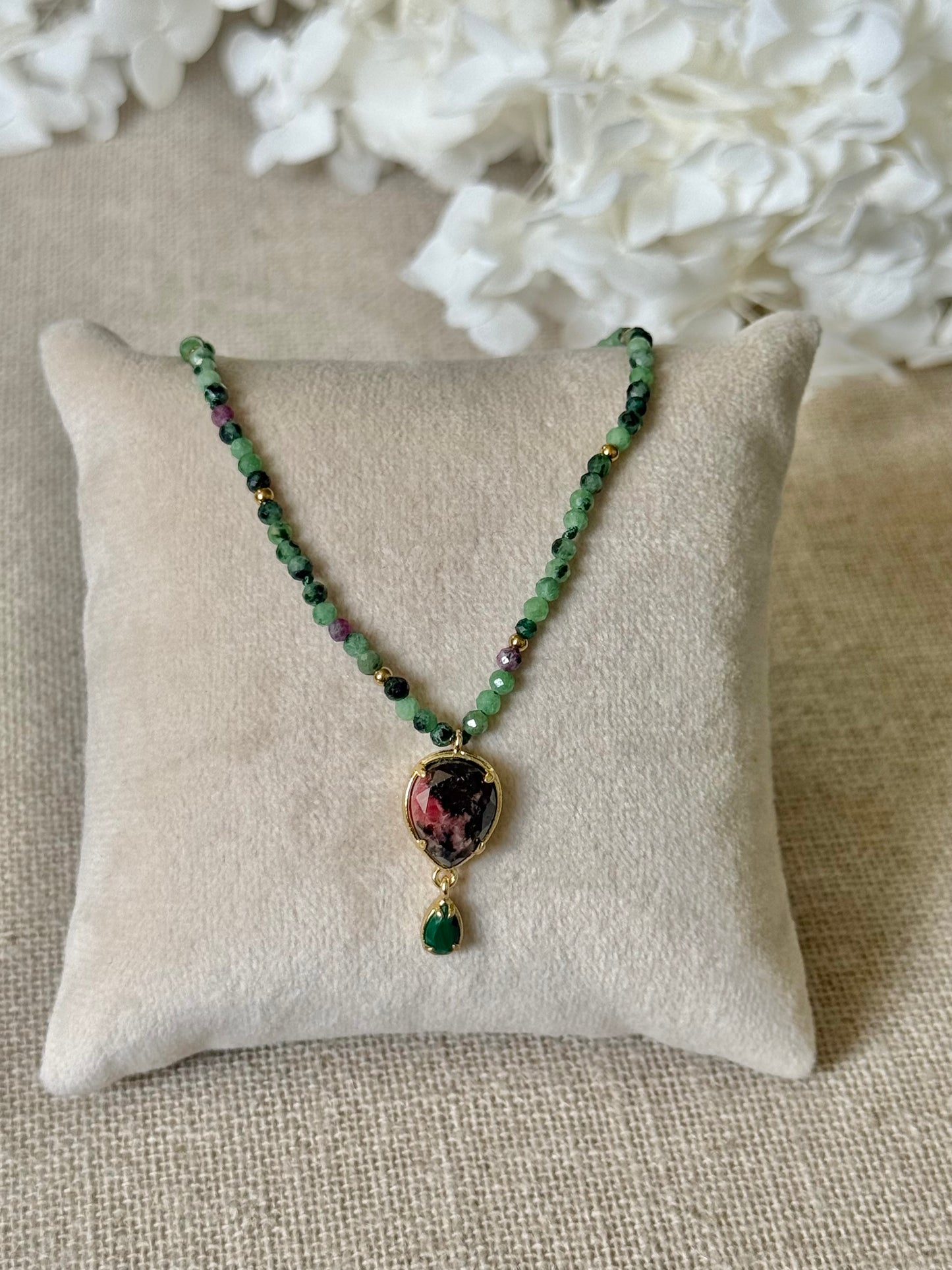 Collier Mila rubis zoïsites