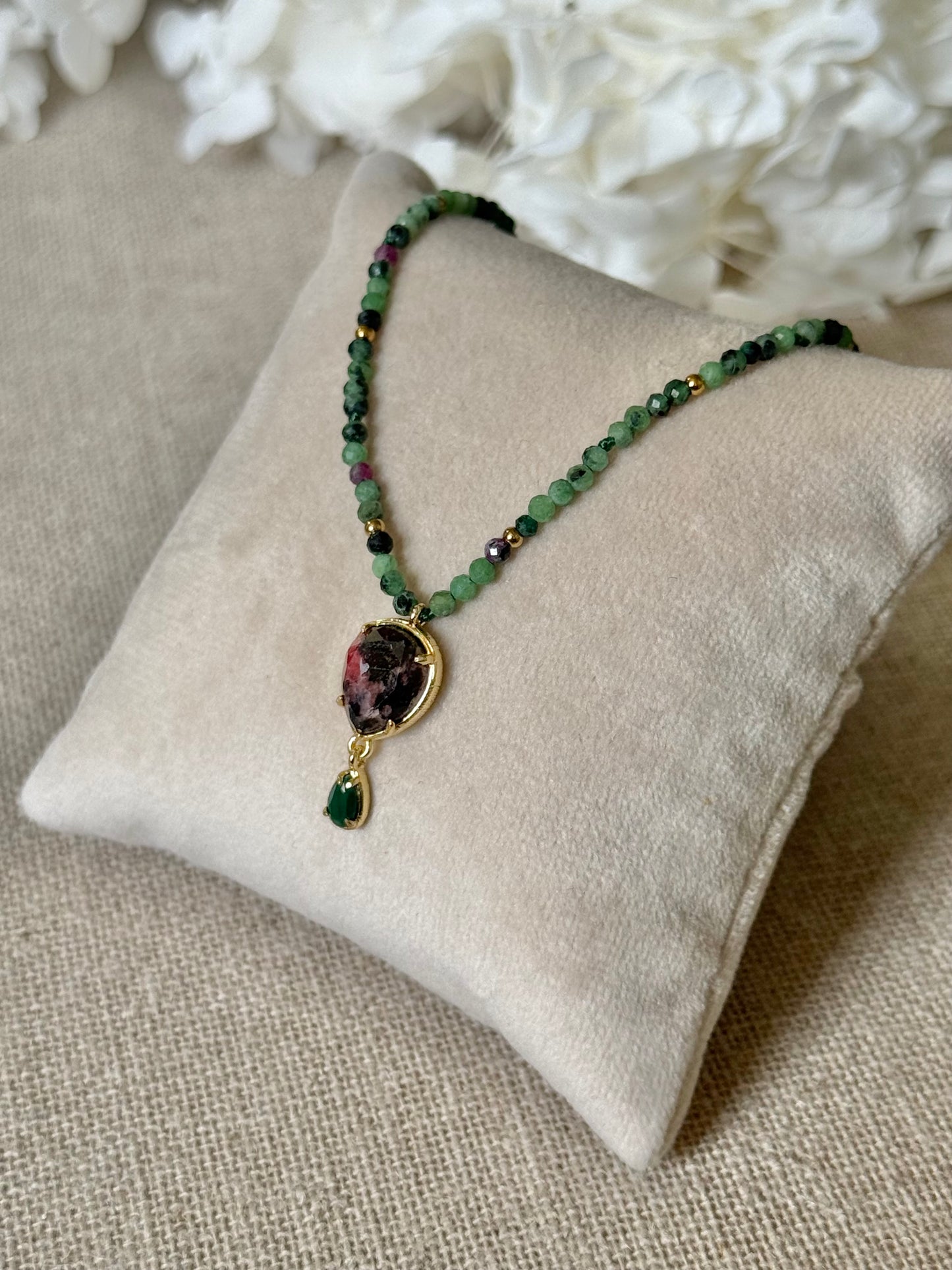 Collier Mila rubis zoïsites