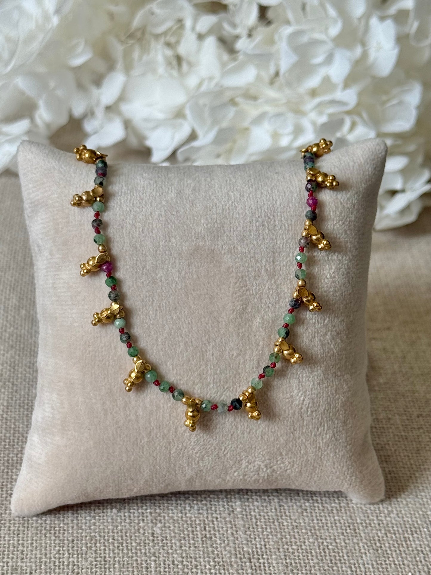 Collier Albane rubis zoïsites