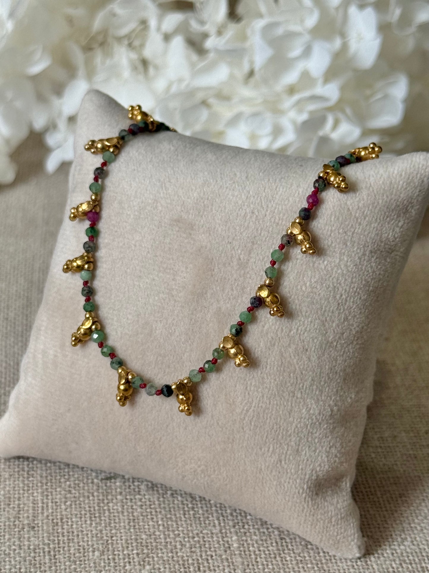 Collier Albane rubis zoïsites