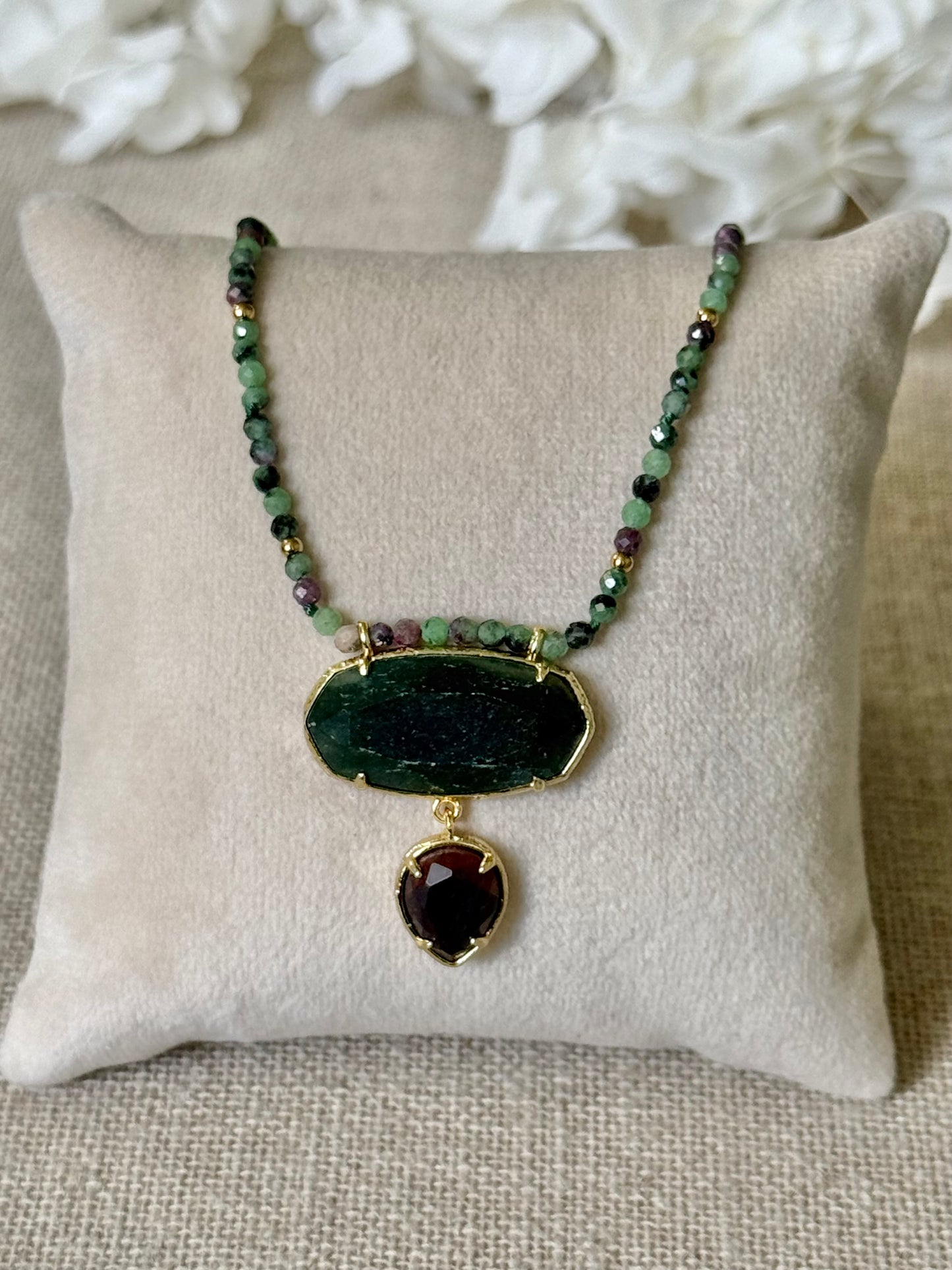 Collier Maddy rubis zoïsites
