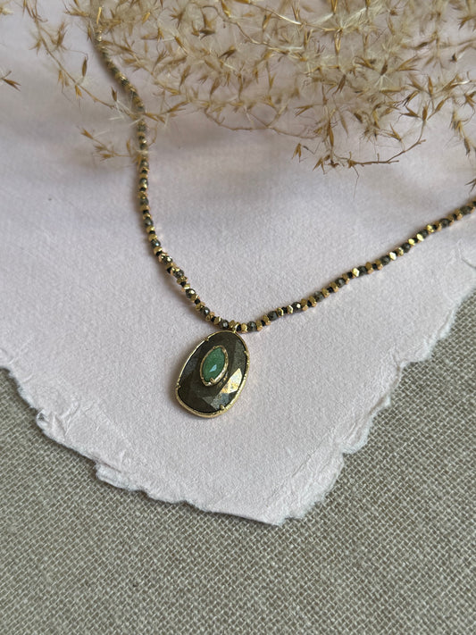 Collier Alex