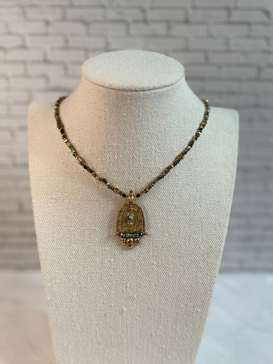 Collier Indira