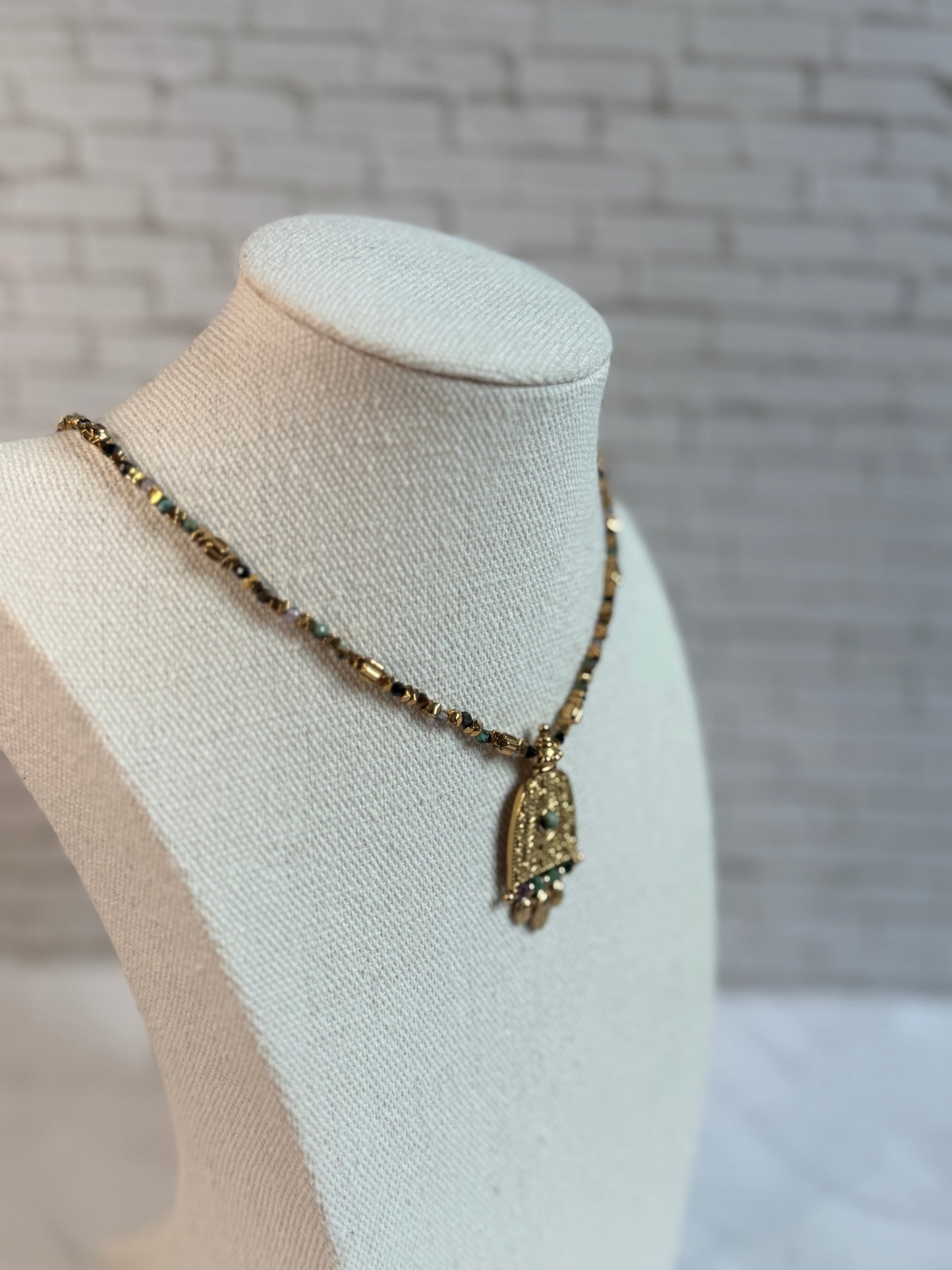 Collier Indira