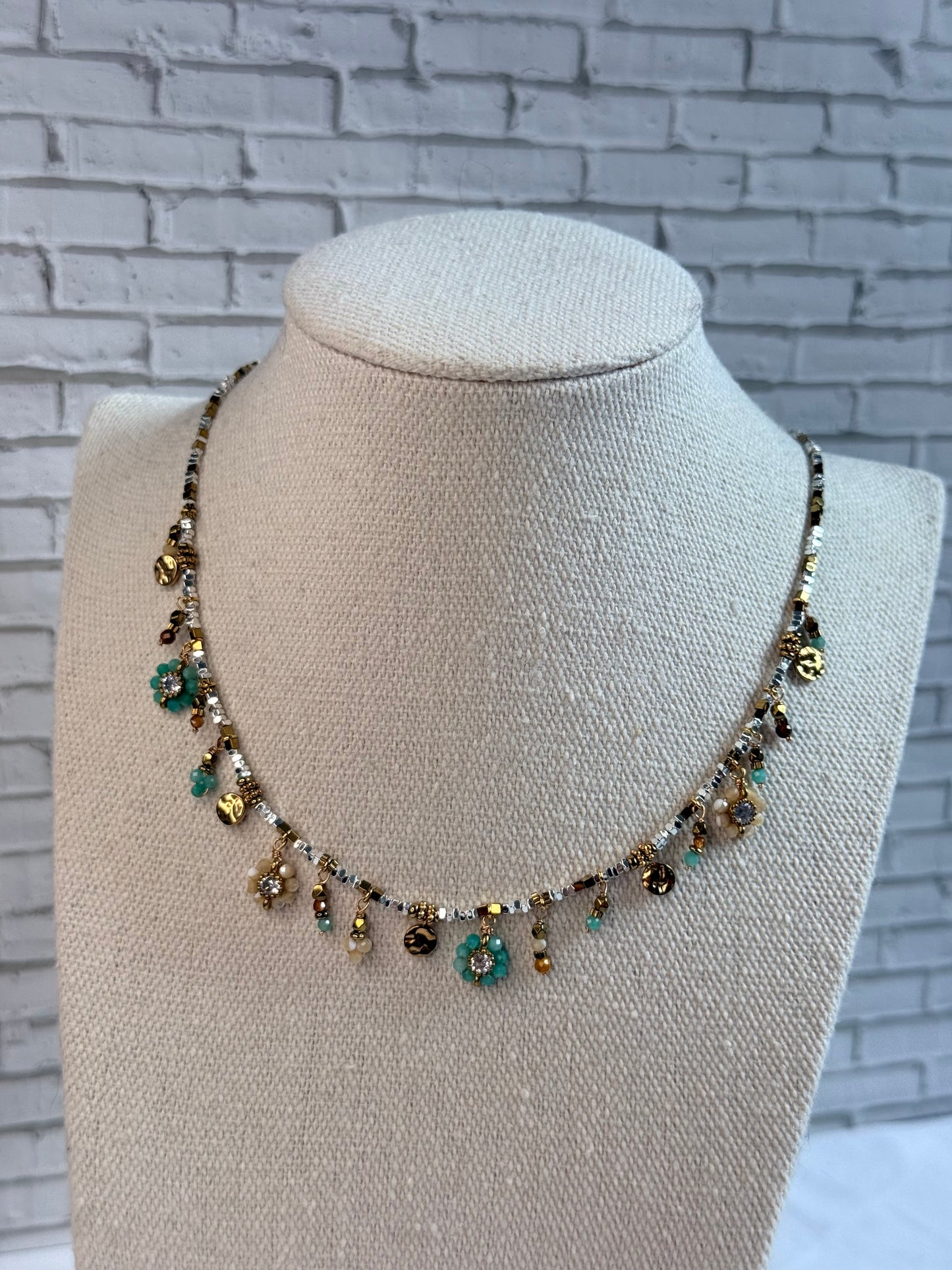 Collier Magnolia