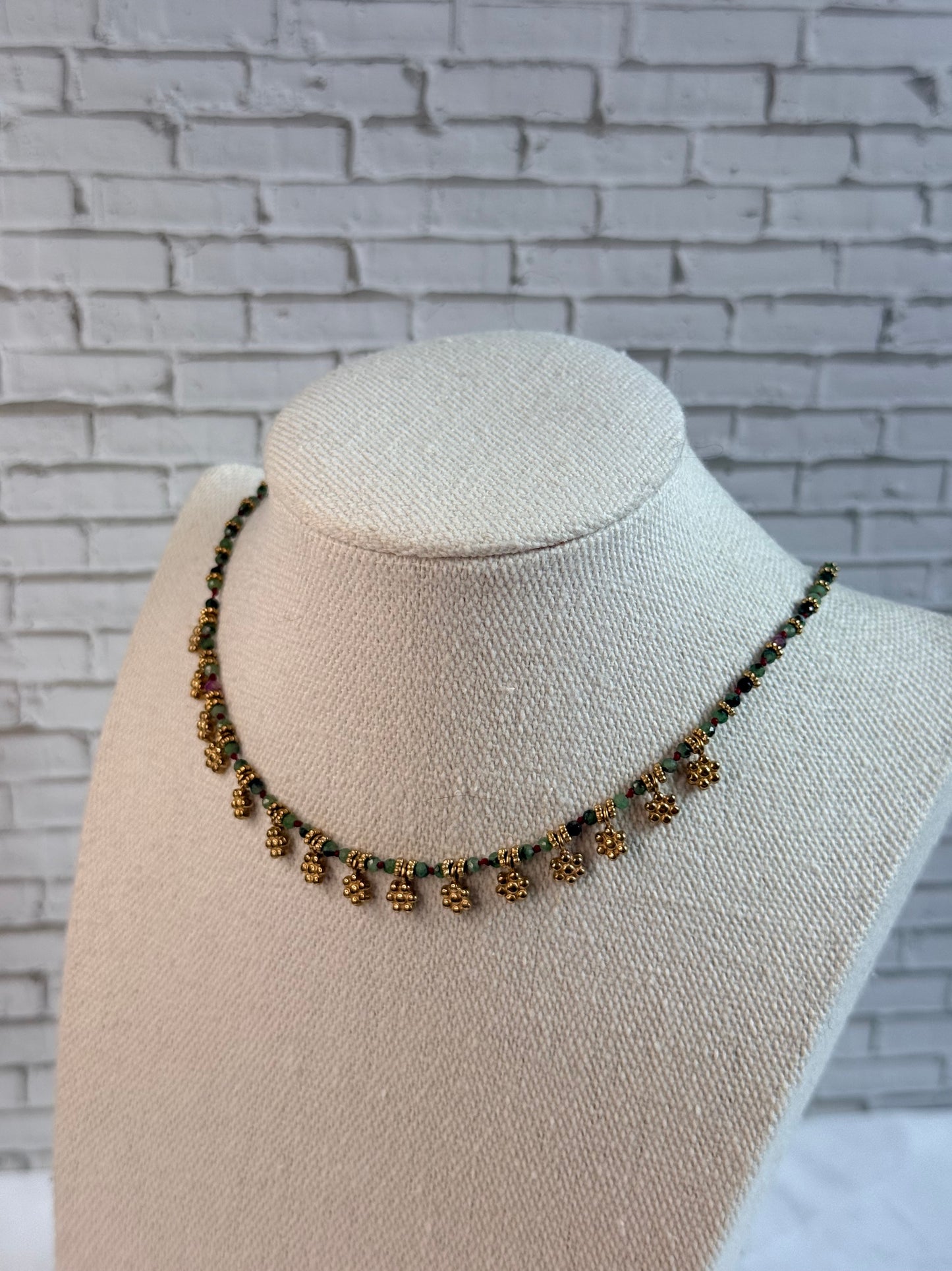 Collier Flora rubis zoïsites