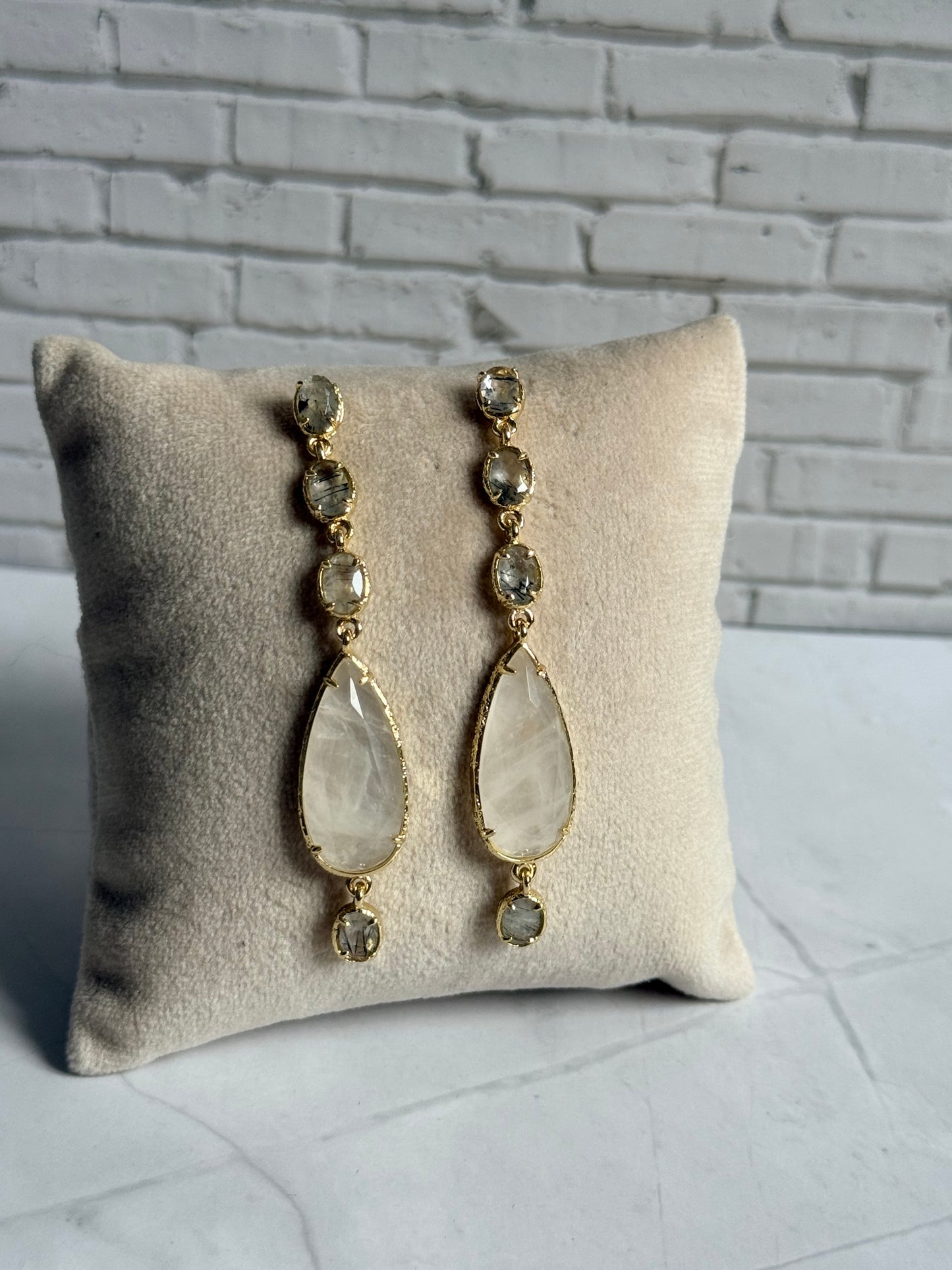 Boucles d'oreilles Sofia pierre de lune