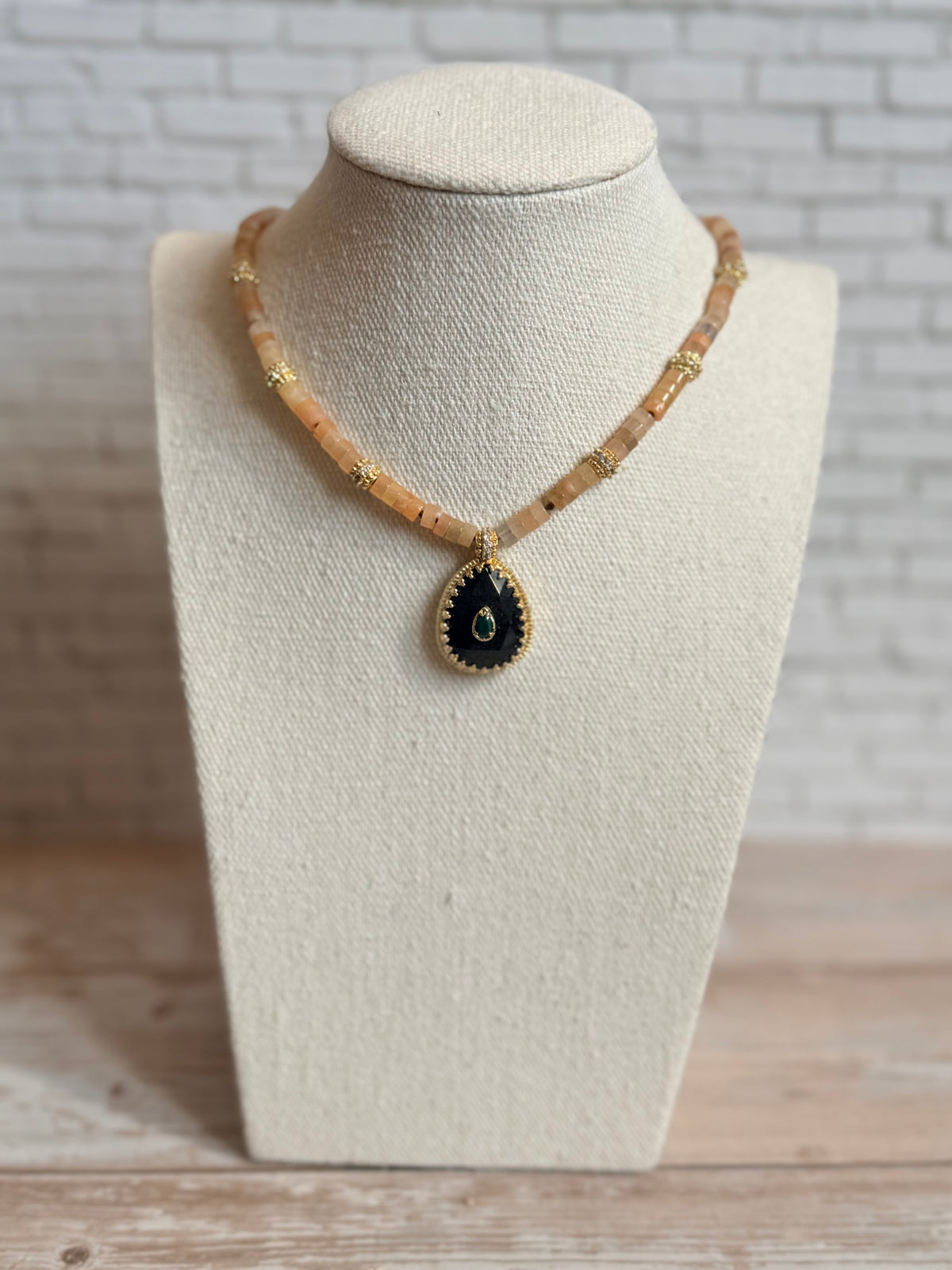 Collier Joséphine obsidienne dorée