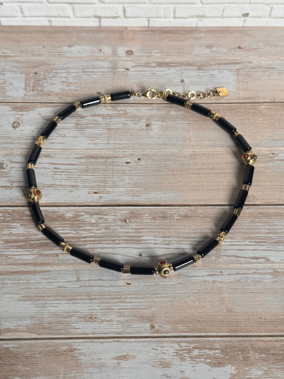 Collier Joann