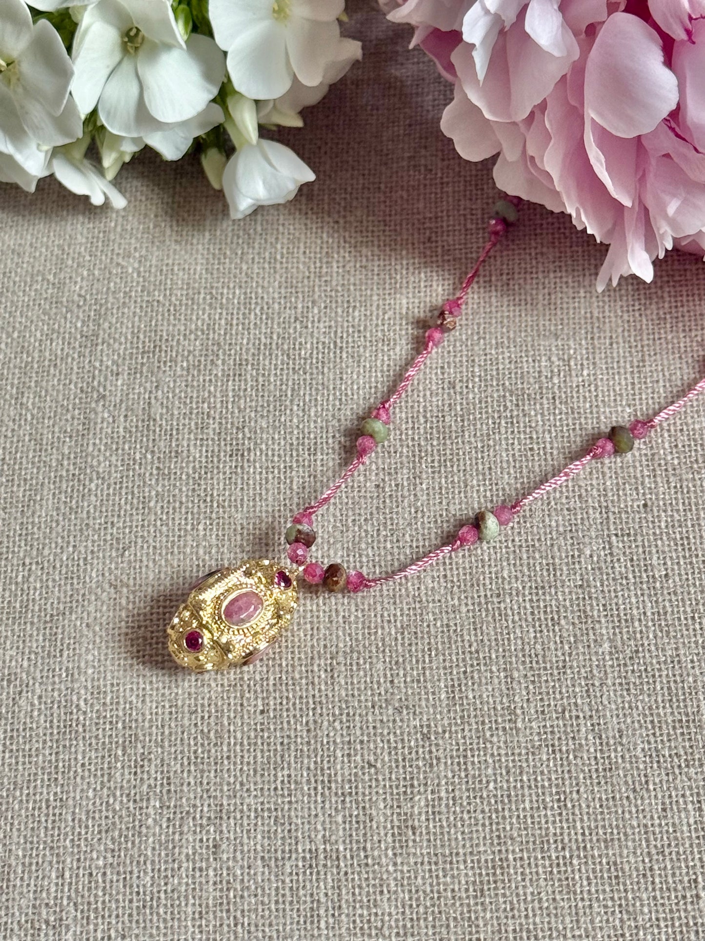 Collier Ellie