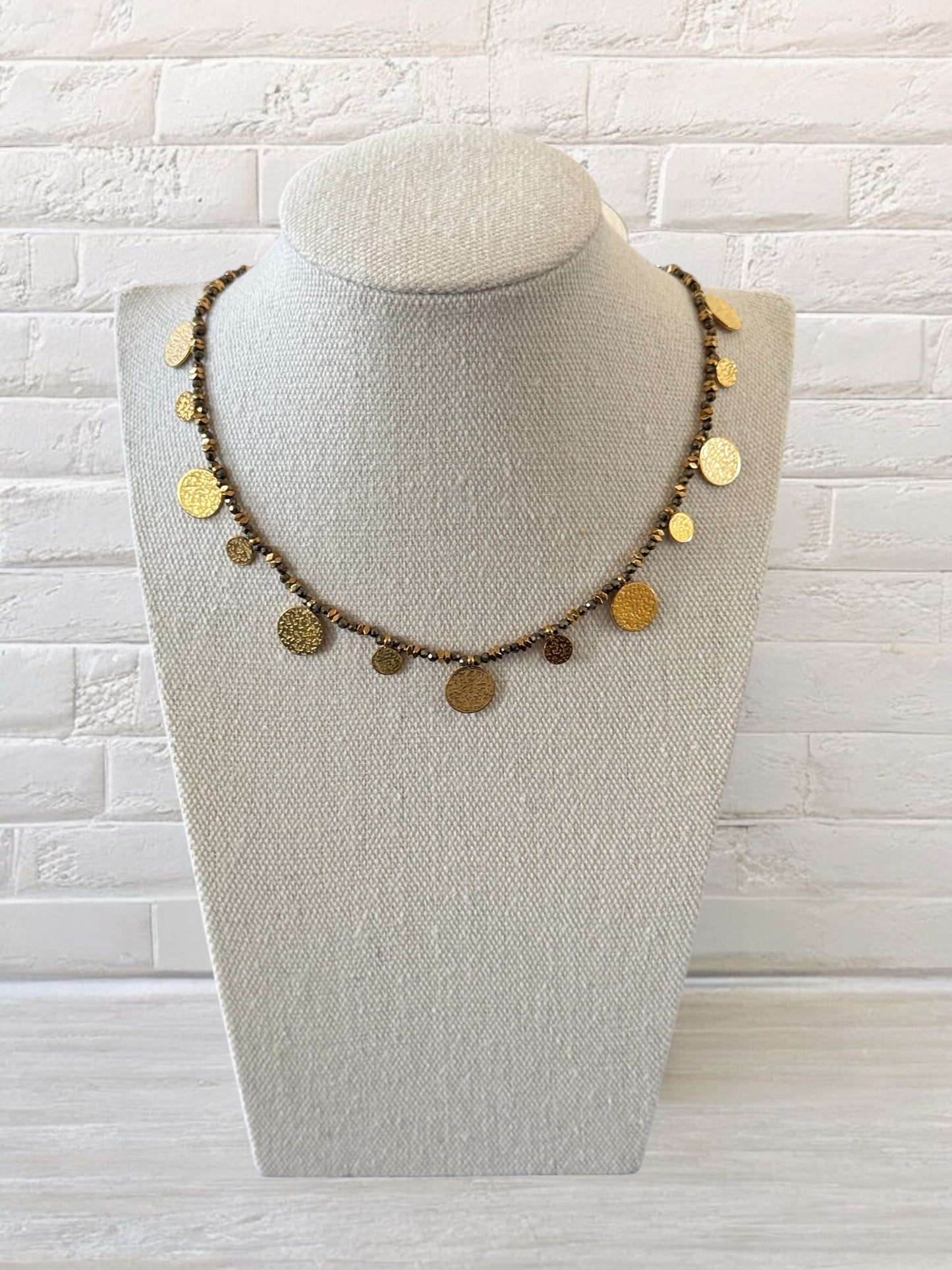 Collier Mira
